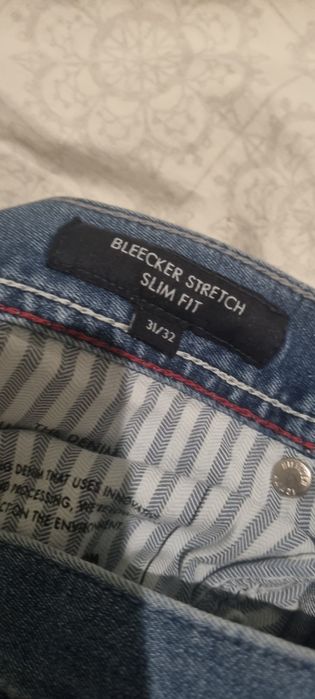 Blugi Tommy Hilfiger