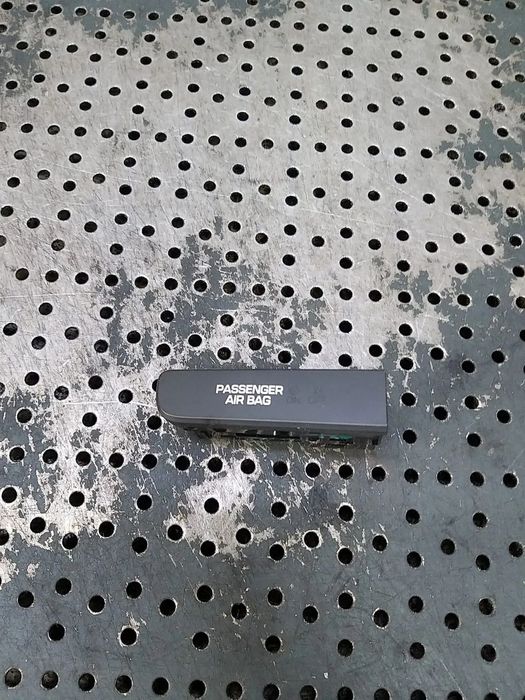 Buton airbag pasager hyundai i10 ba ia 299130187