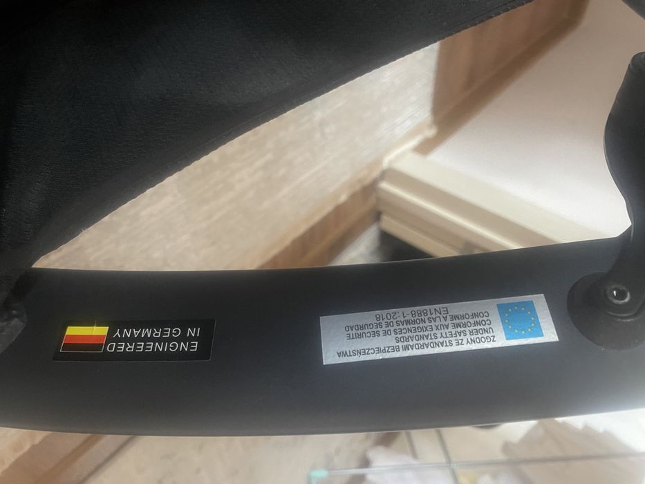 Коляска на продажу