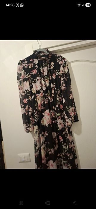 Rochie eleganta inflorata