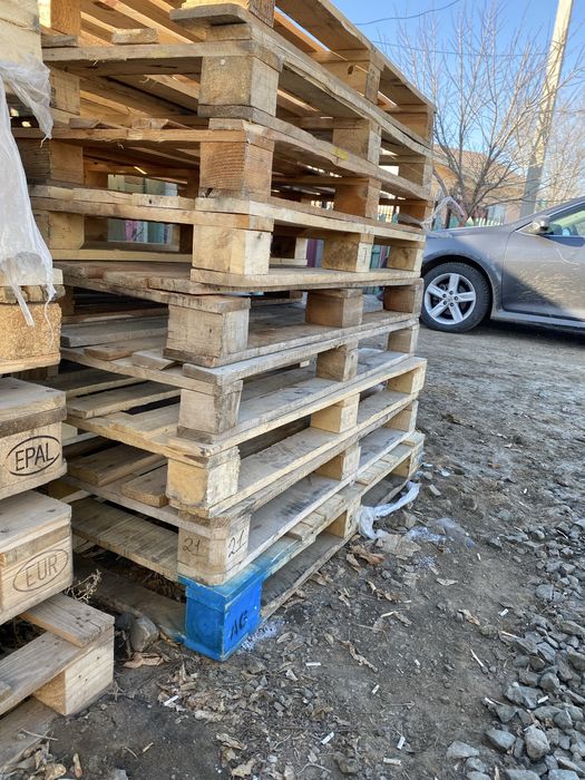 Продам поддон в хорошем состояние