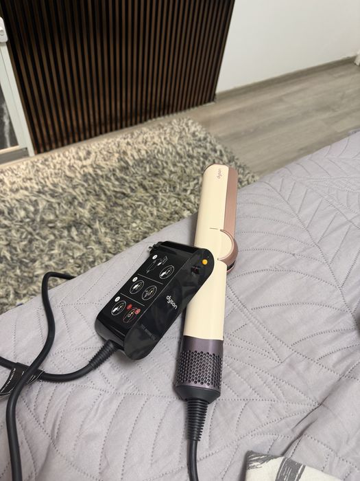 dyson de vanzare nou
