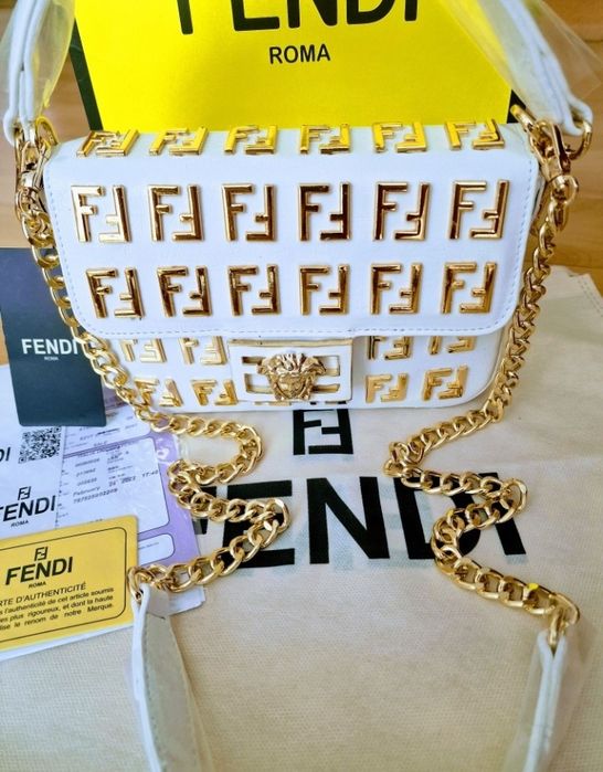 Geanta piele naturala,import Italia, certificat,card,saculet,etichetă