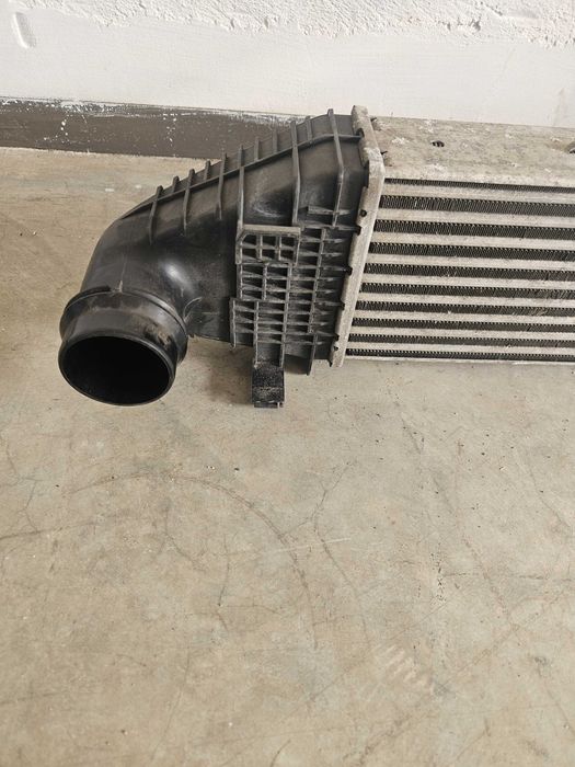 Интеркулер Mercedes Мерцедес  W204 C207 A207 E212