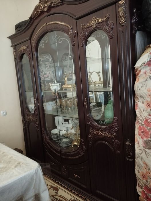 Продаётся стенка