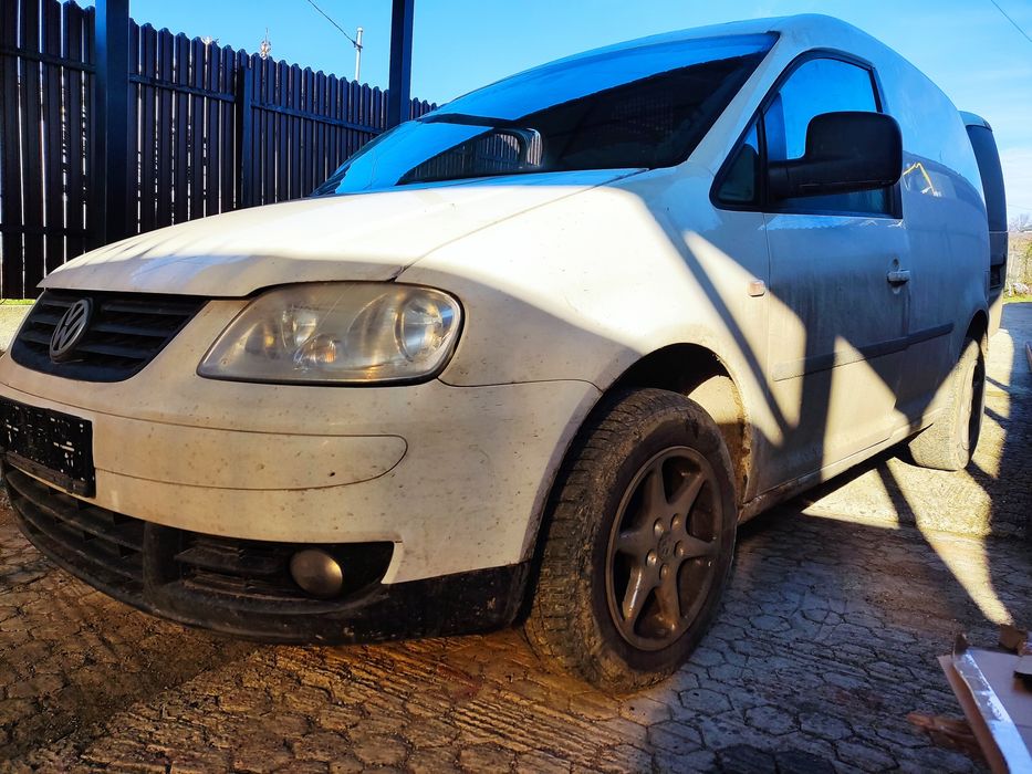 Caddy  Touran  passat  motor BLS 1896  cutie cauciucuri