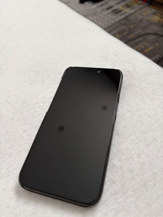 iPhone 15 pro+ кейс