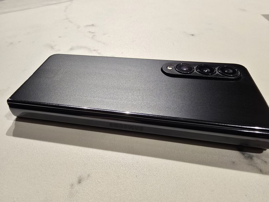 Samsung Galaxy Z Fold 4