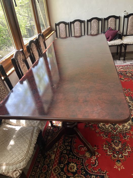 Стол без стуля