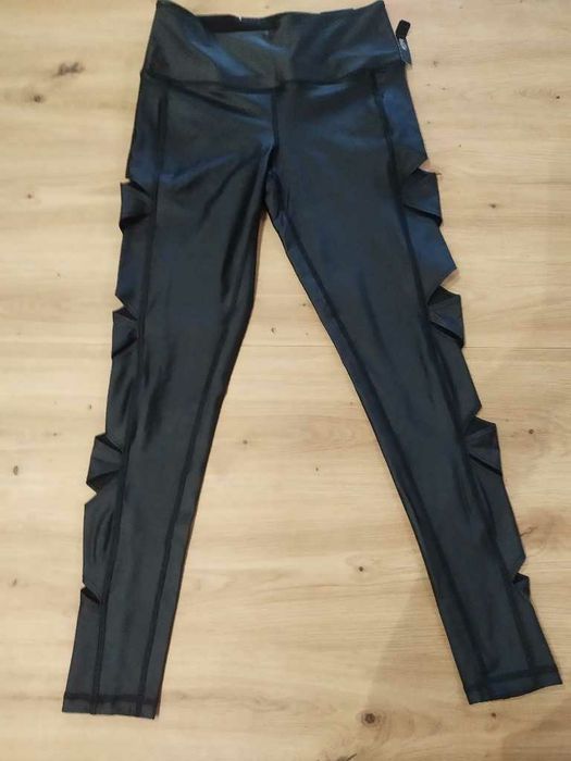 Дамски дънки и панталони