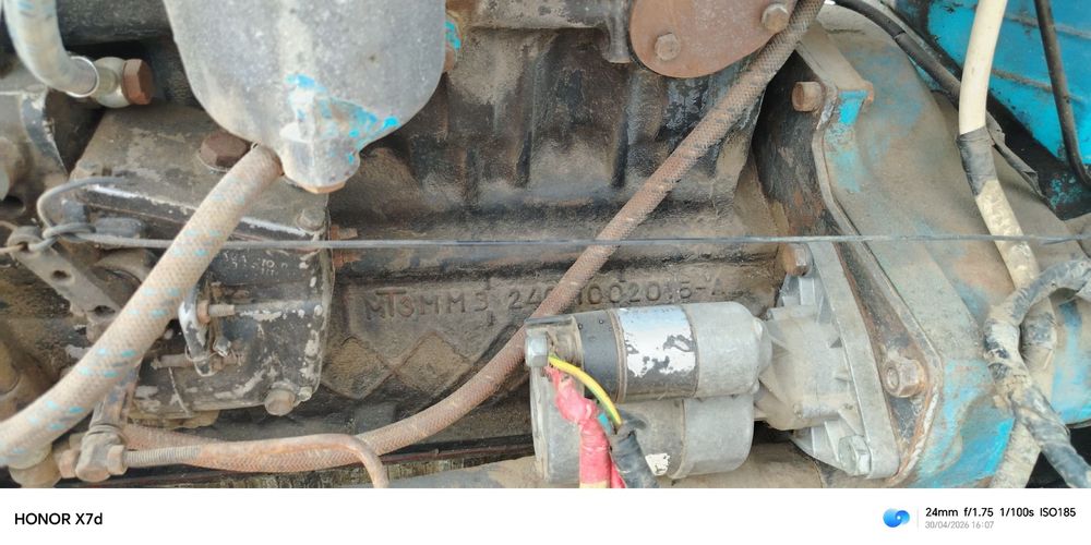 MTZ traktor sotiladi