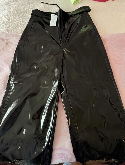 Нов лачен латексов панталон "Calvil Klein" "Келвин Клайн", размер L