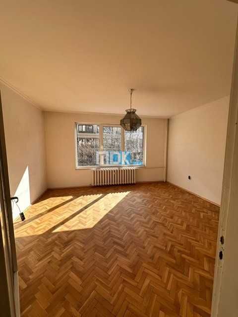 Продава се Тристаен апартамент в Пловдив, Кършияка - 113 кв.м за 849 €/кв.м - Снимка #6