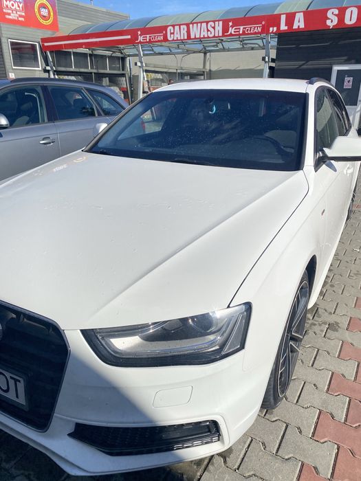 Vând Audi A4 b8.5