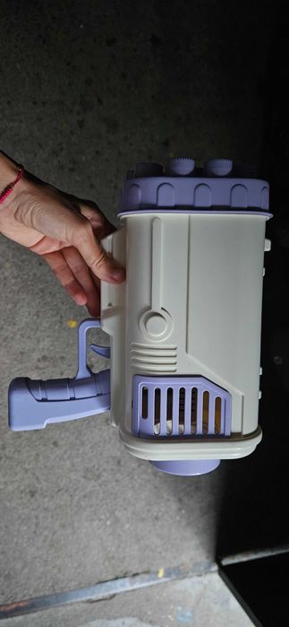 Bubble Gun Outer Space Базука за 80 Балончета