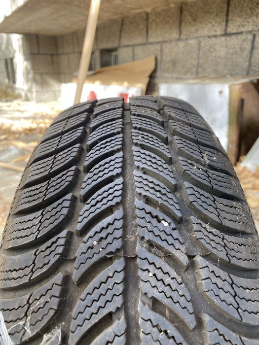 4 джанти с гуми 185/65/15
