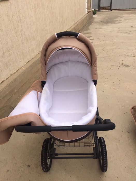 Коляска детская с прогулочным блоком