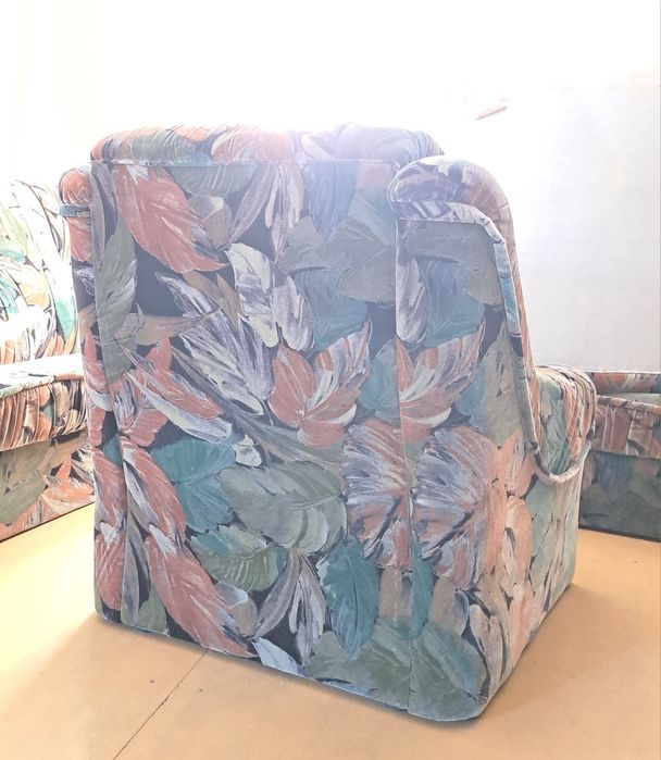 Pat, coltar + 1 fotoliu