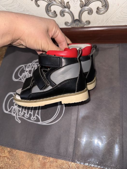 Ортопедическая обувь