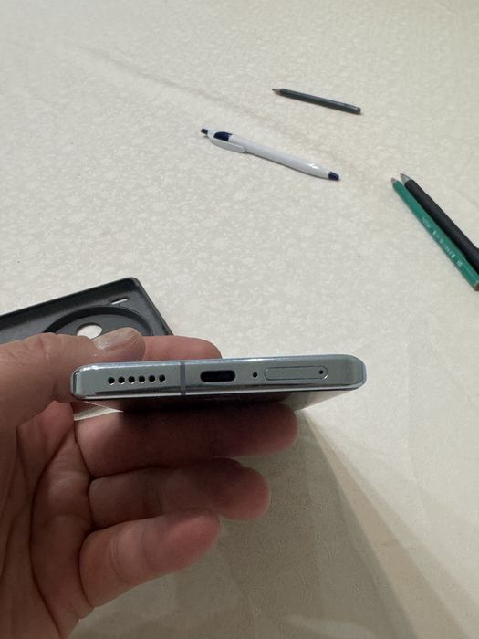 Продам Vivo x 100 pro
