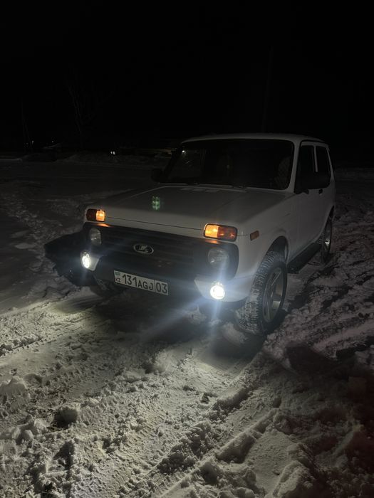 Нива  урбан 2015 год