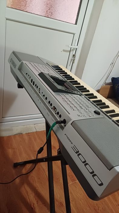 Yamaha PSR-3000 ジャンク Yamaha PSR-3000 ジャンク Yamaha PSR-3000 Keyboard PSU 2nd Hand