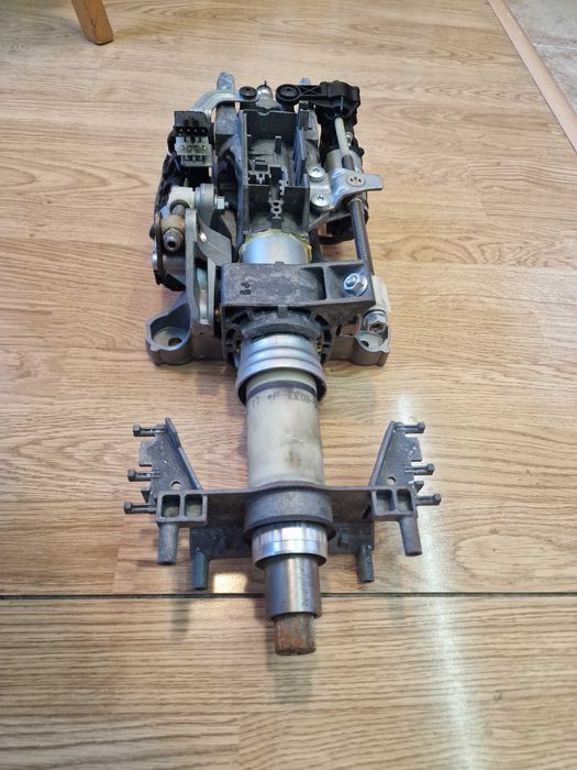 Кормилна колона за BMW F-серия - електрическа