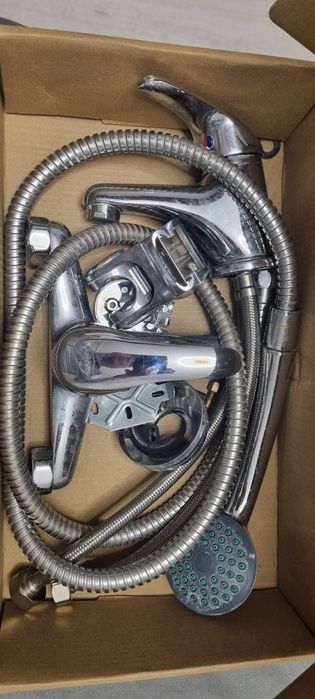 Vand  set baterii baie complete