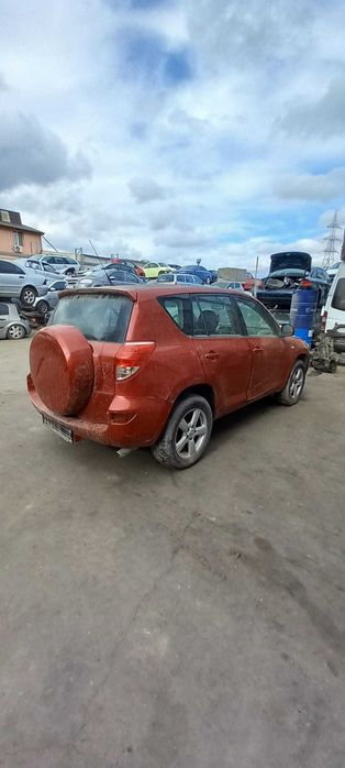 Toyota Rav4 an 2007 /2.2/ Dezmembrez/Dezmembram