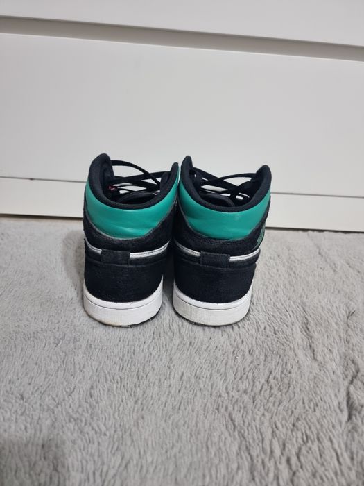 Air jordan 1 mid south beach mărime 44