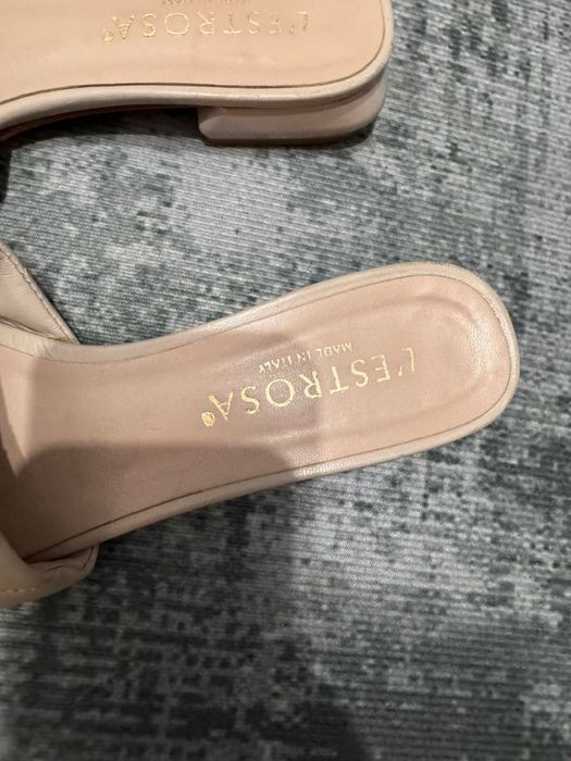 Продам шлепки кожанные италия