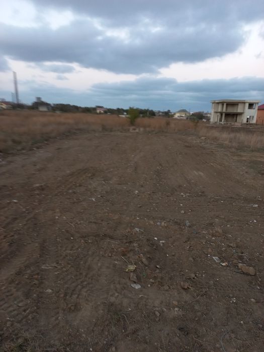 Curat si nivelez terenuri, transport moloz, mini utilaje de inchiriat