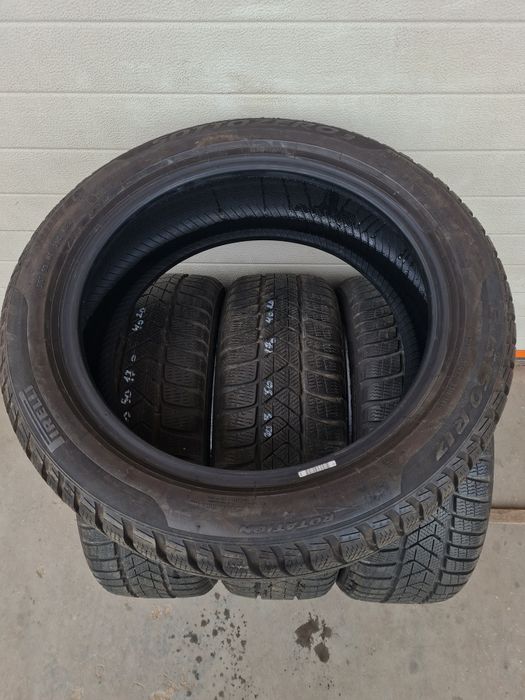 Зимни гуми 4 броя PIRELLI SottoZero3 205 50 R17 дот 4020