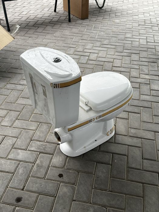 Б/у 3 разные унитазы