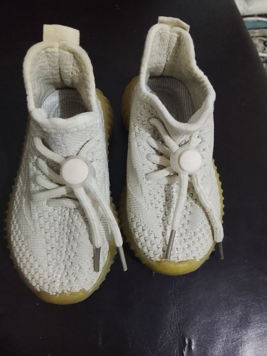 Кроссовки  иззи ботинки