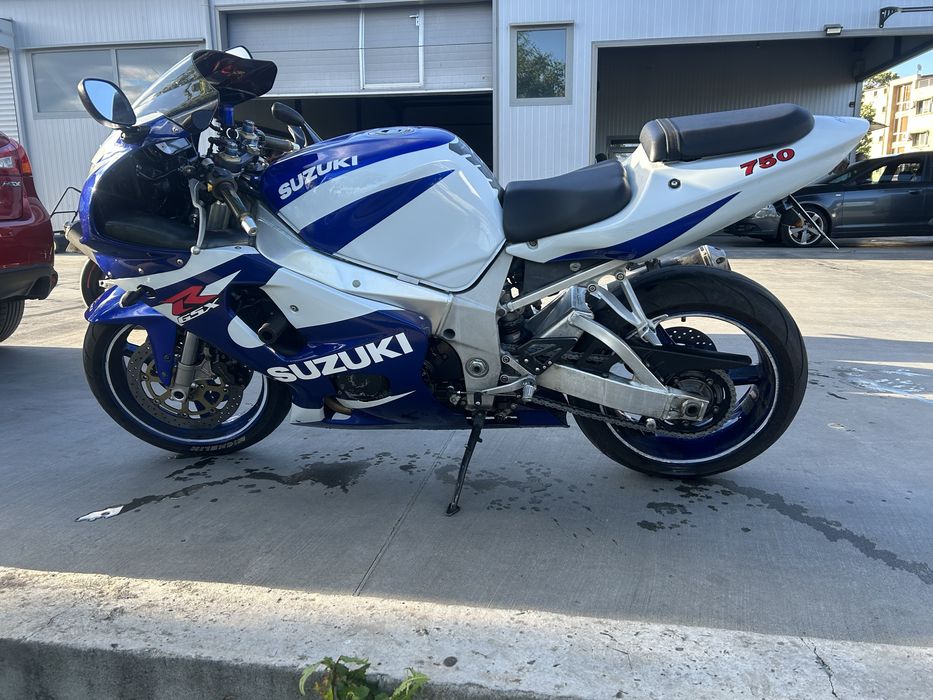 Suzuki GSX - R 750