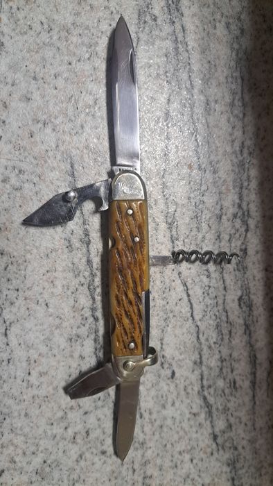 Vînd briceag franțuzesc