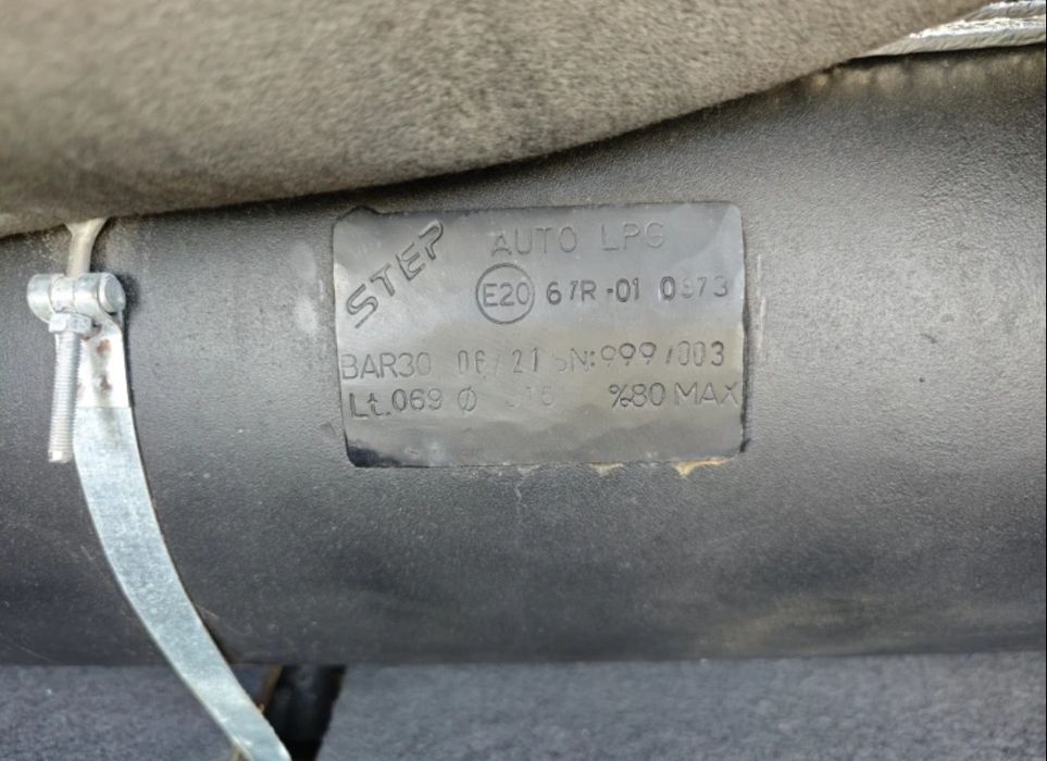 Mercedes Benz автомобил