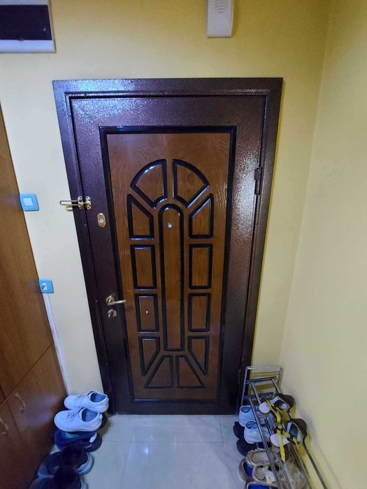 Продава се Тристаен апартамент в Търговище, Център - 115 кв.м за 1242 €/кв.м - Снимка #13