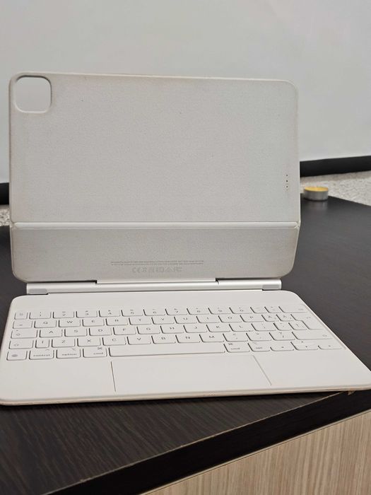 apple magic keyboard 11 , gen 1,2,3,4,5 perfect functionala