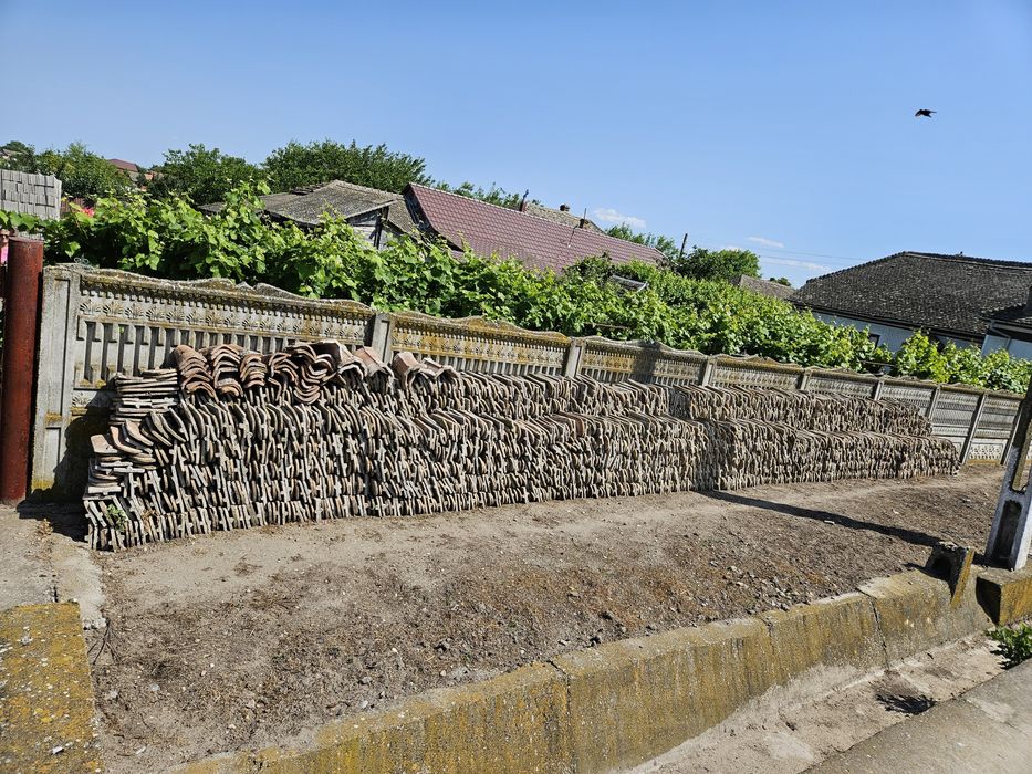 Vând țiglă solz din bună