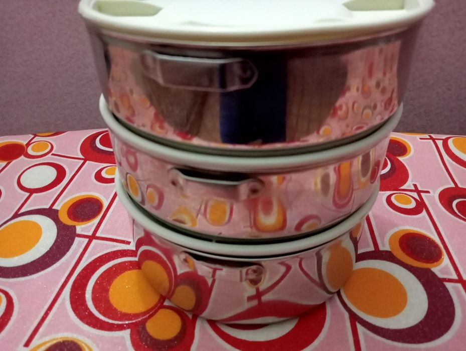 Продаётся    пищевой   термос.