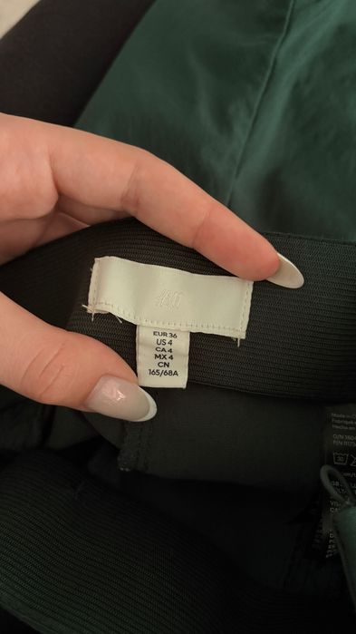 Зелен панталон от H&M