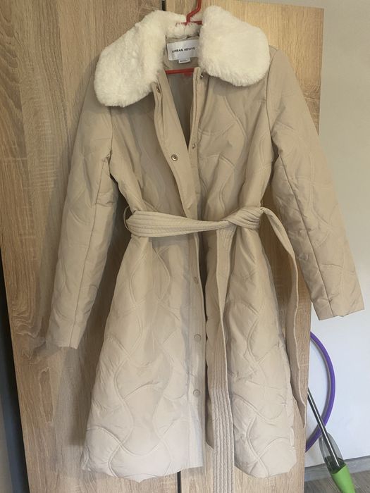 Есенно яке на Urban Revivo