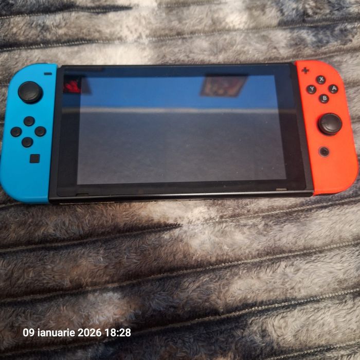 Vând Nintendo suich