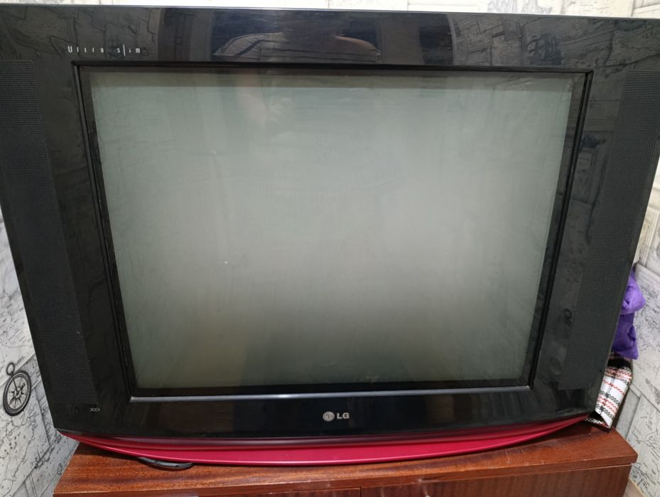 Продается телевизор LG