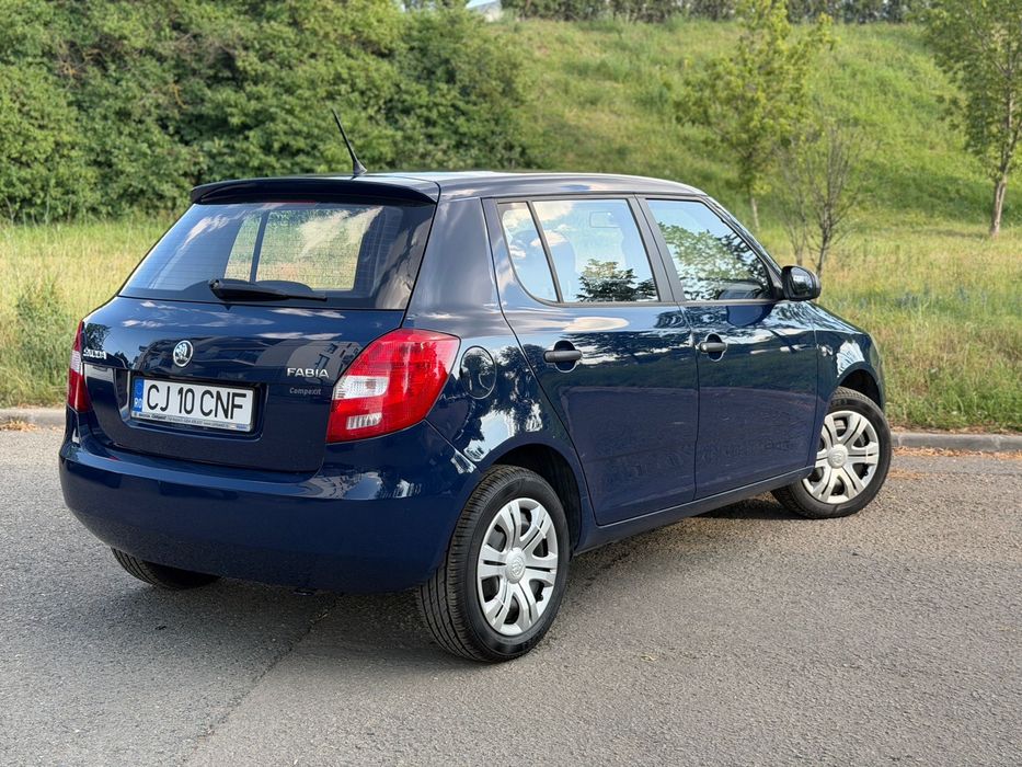SKODA Fabia 2013 — imagine 3