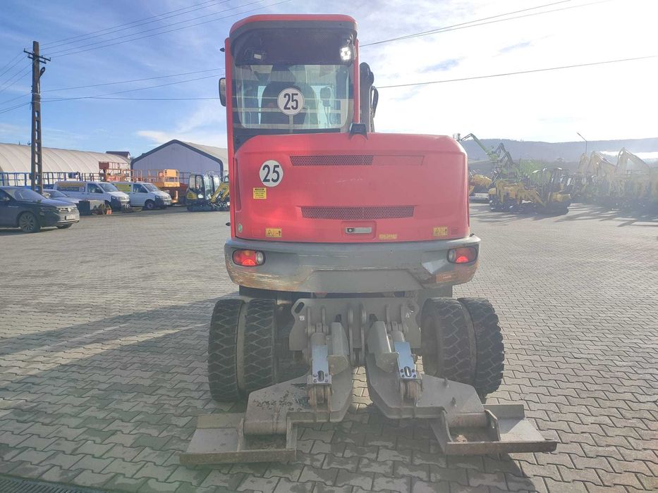 Excavator pe roti Wacker Neuson EW65 cu Powertilt