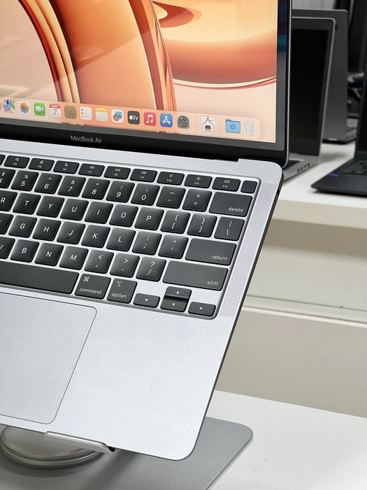 MacBook Air 13 | 8/256Gb | АКБ97%