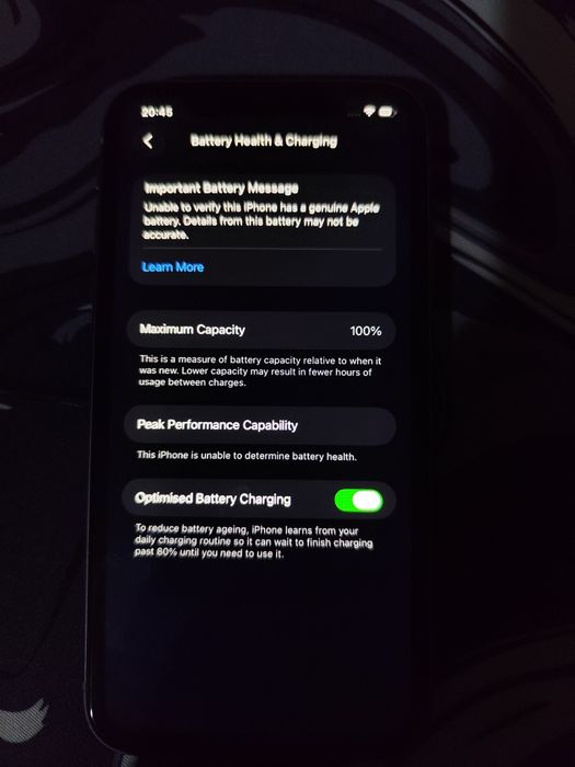 iPhone 11 - 64GB - Baterie 100% (Ca Nou) - Liber de rețea